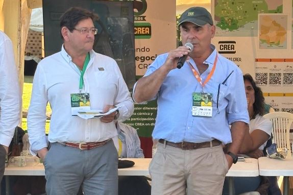 “Nunca vendimos un macho: siempre criamos todos los terneros” “Nunca vendimos un macho: siempre criamos todos los terneros”